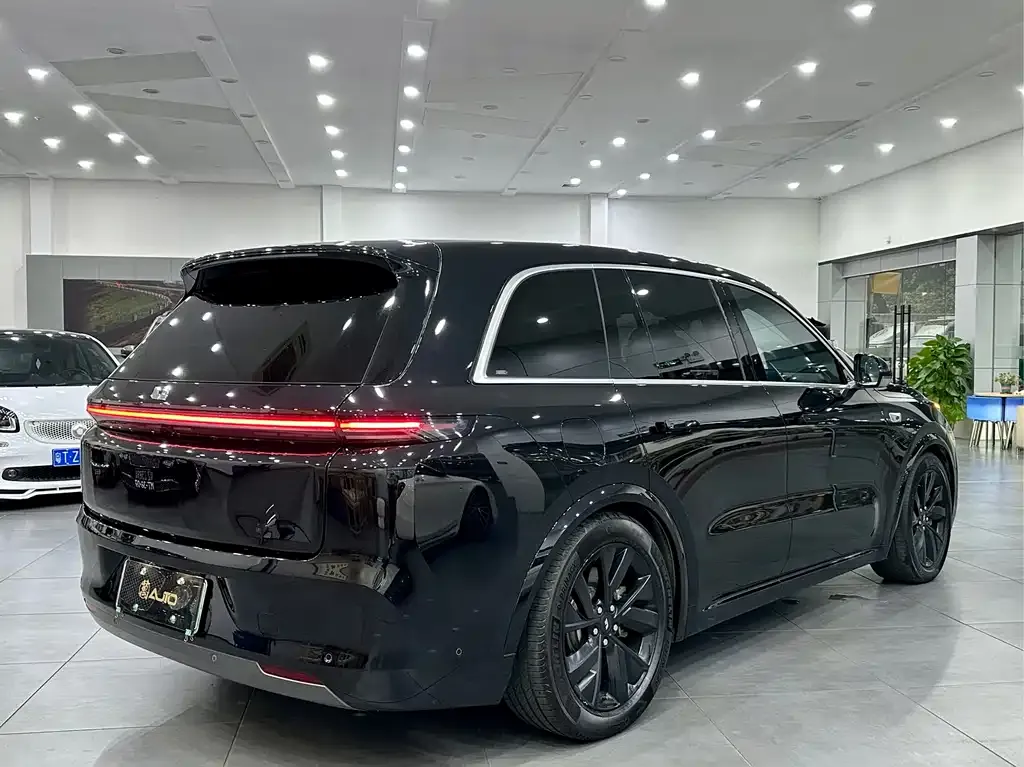 Li Auto L8 2023 из CN, фото 5