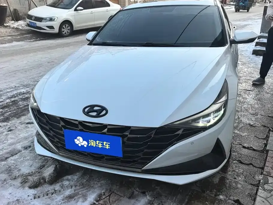 Hyundai Elantra 2023 из CN, фото 2