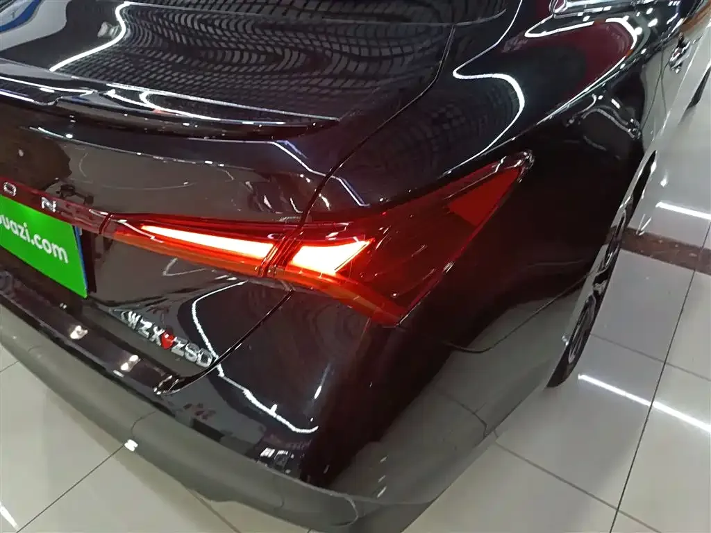 Toyota Avalon 2024 из CN, фото 3