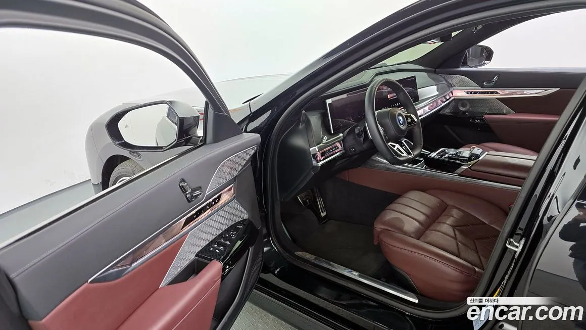BMW i7 2023 из KR, фото 5
