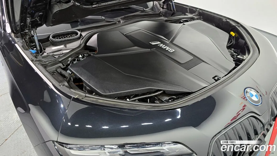 BMW i7 2023 из KR, фото 7