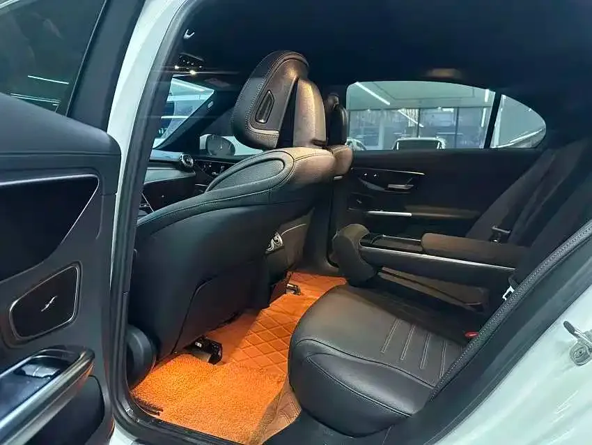Mercedes-Benz C-Class 2024 из CN, фото 5