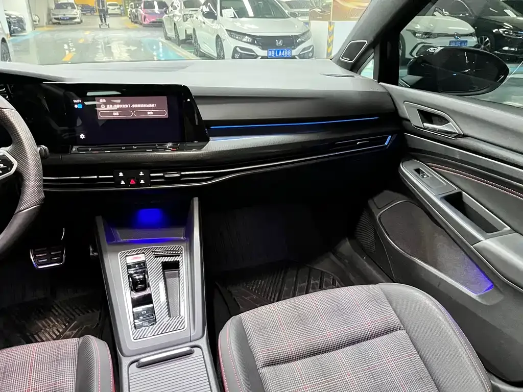 [object Object] Golf GTI 2022 из CN, фото 6