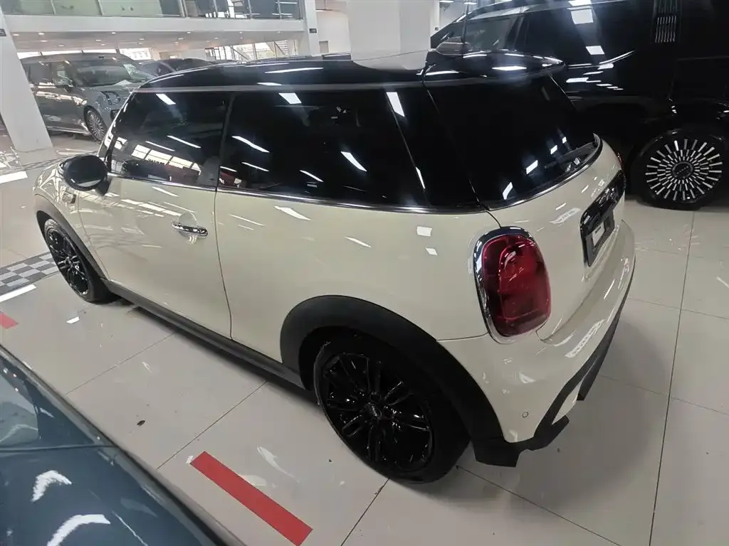 MINI Cooper (3-door) 2022 из CN, фото 4