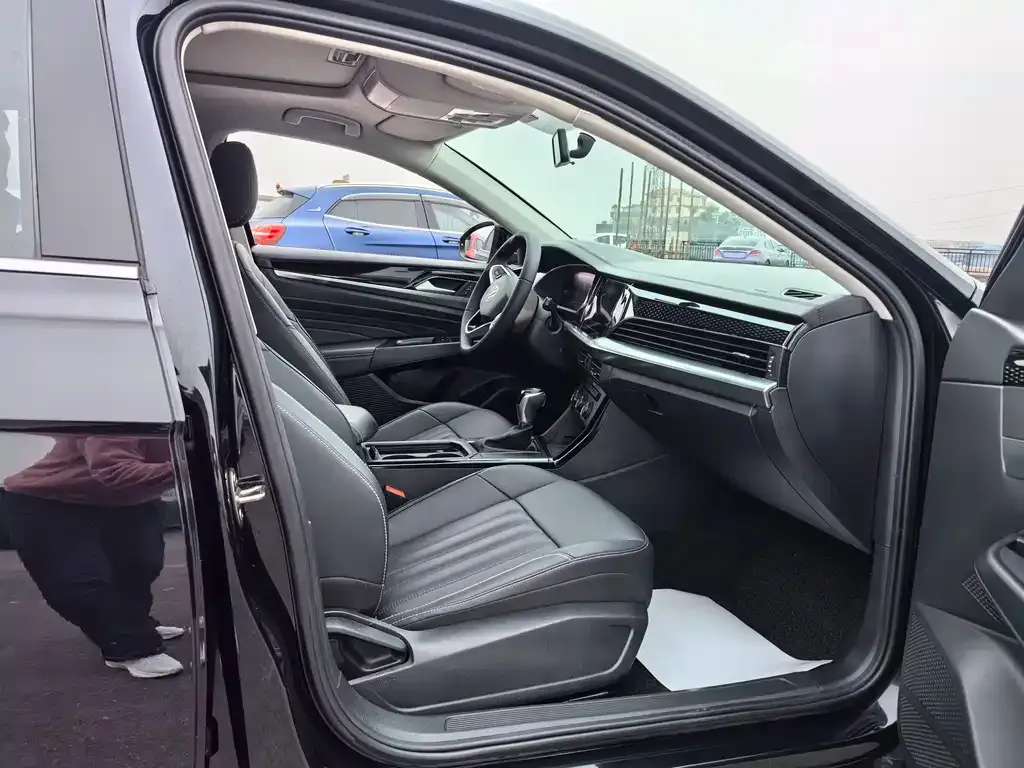 Volkswagen Passat — фото 3