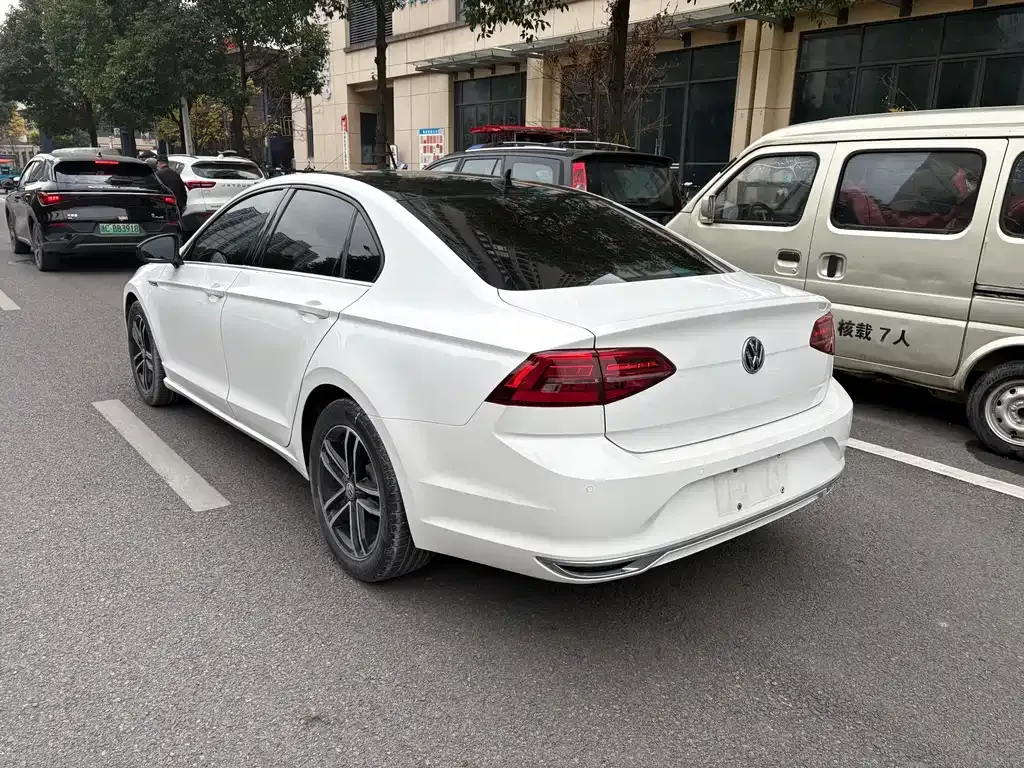 Volkswagen Lamando 2021 из CN, фото 8