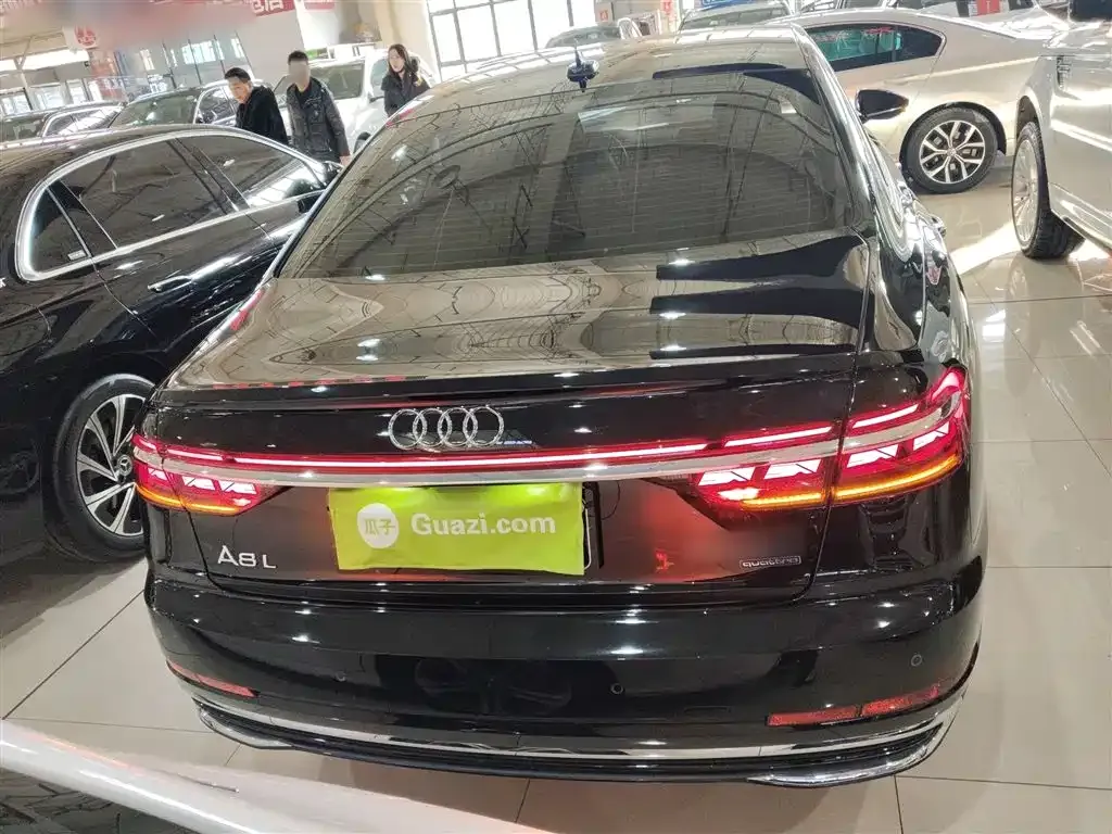 Audi A8 2023 из CN, фото 7