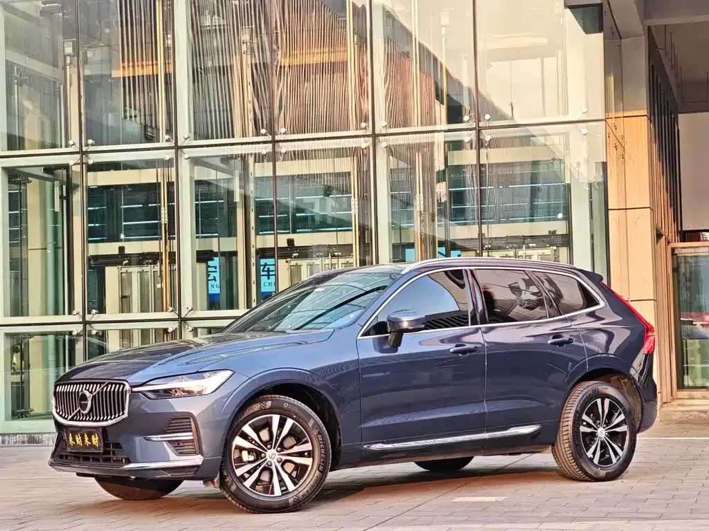 Volvo XC60 2022 из CN, фото 2