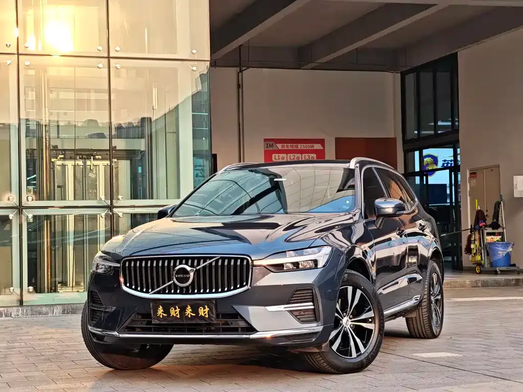Volvo XC60 2022 из CN, фото 3