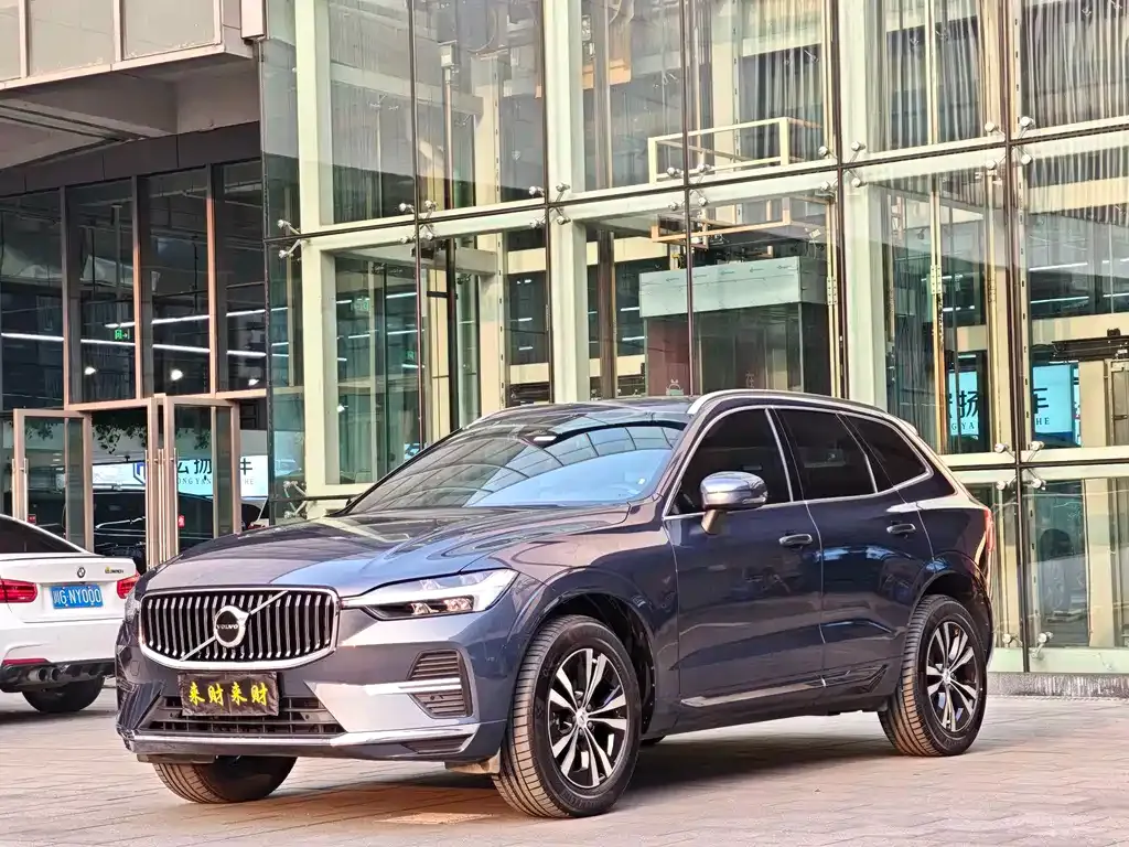 Volvo XC60 2022 из CN, фото 4