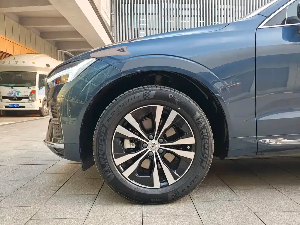 Volvo XC60 2022 из CN, фото 8