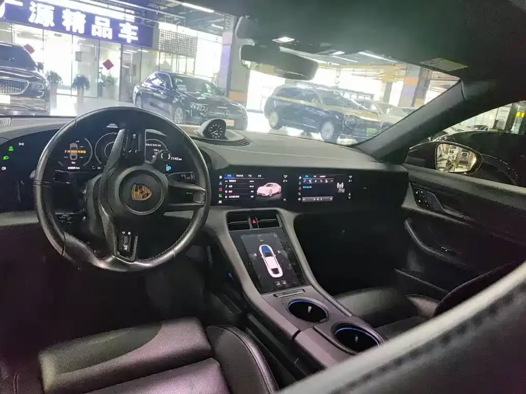 Porsche Taycan 2021 из CN, фото 7