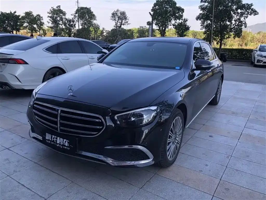 Mercedes-Benz E-Class 2022 из CN, фото 1