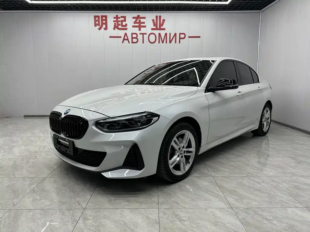 BMW 1 Series — фото 1