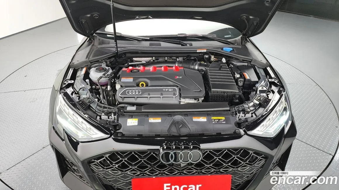 Audi RS3 2025 из KR, фото 6