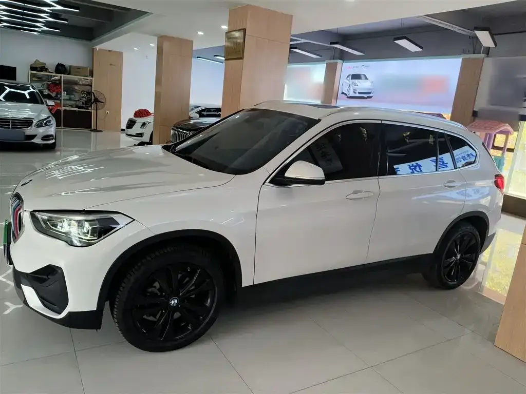 BMW X1 2021 из CN, фото 5