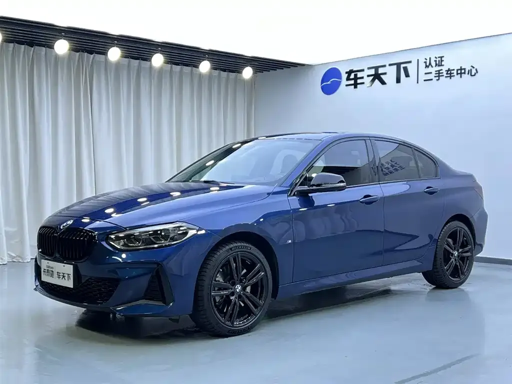 BMW 1 Series 2022 из CN, фото 1