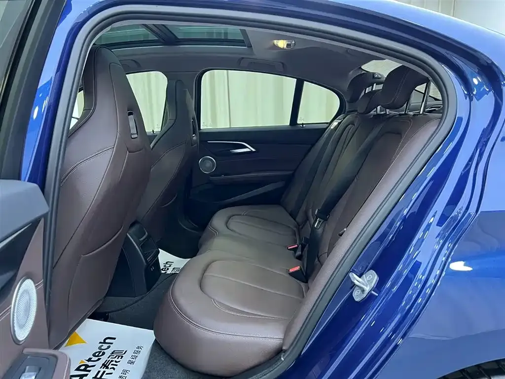 BMW 1 Series 2022 из CN, фото 7