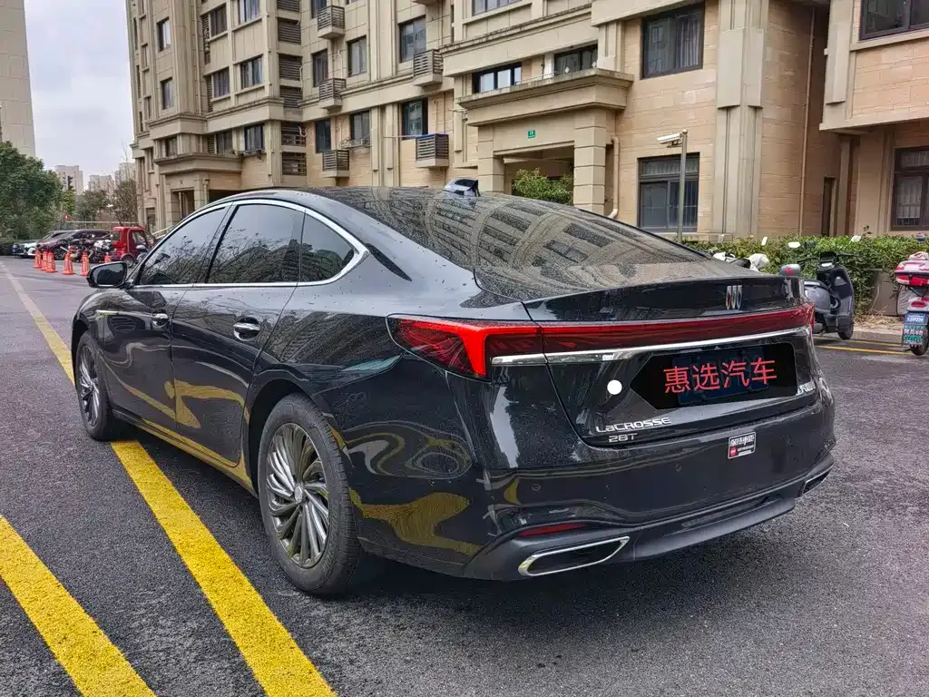 Buick LaCrosse 2025 из CN, фото 3
