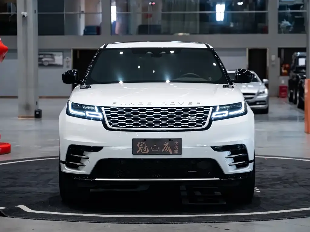 Land Rover Velar — фото 4