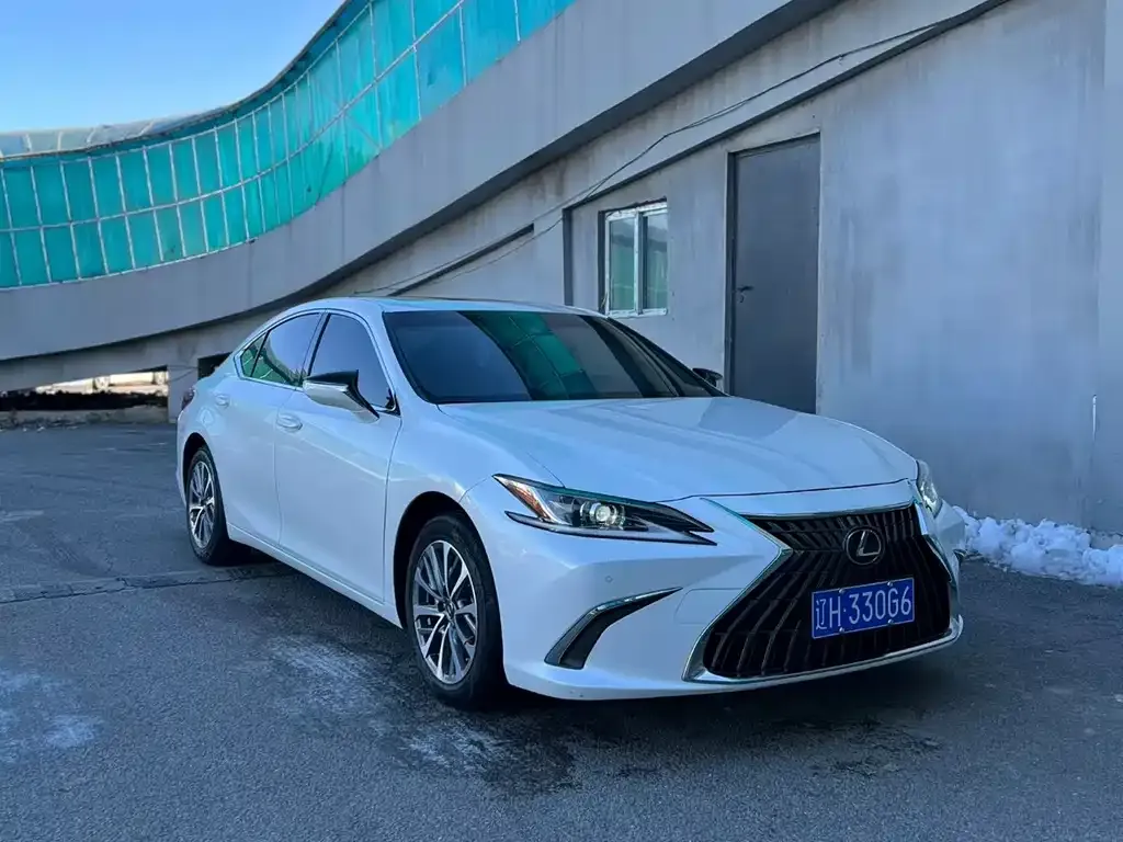 Lexus ES 2023 из CN, фото 8