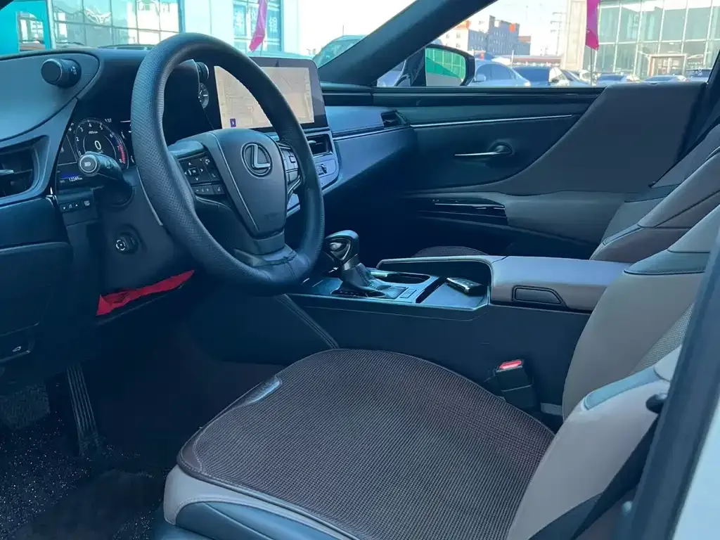 Lexus ES 2023 из CN, фото 6
