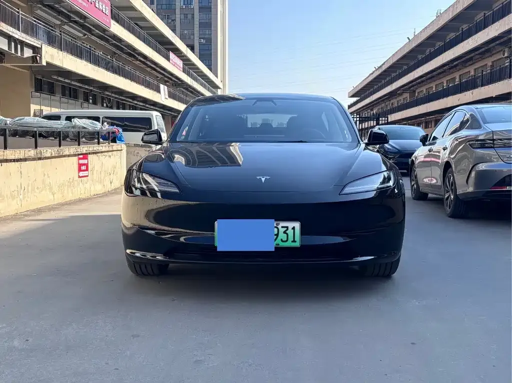 Tesla Model 3 2023 из CN, фото 1
