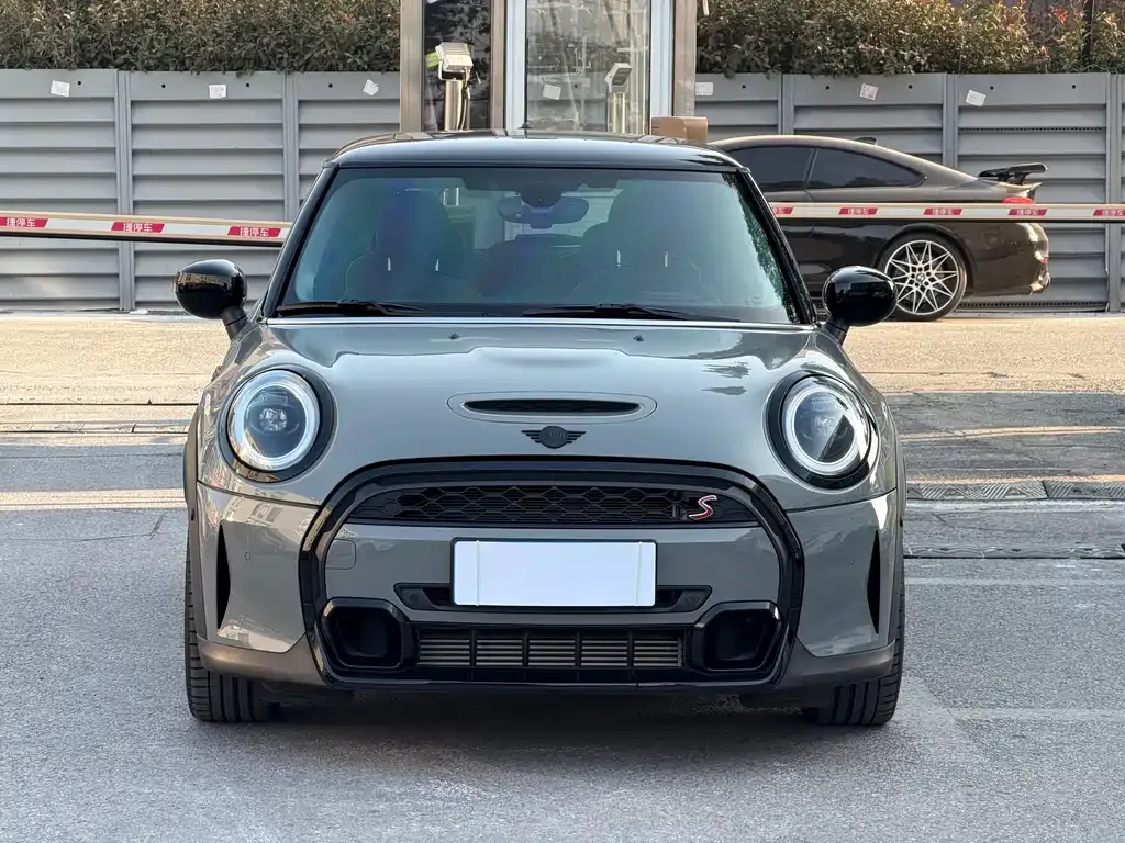 MINI Cooper (3-door) 2023 из CN, фото 7