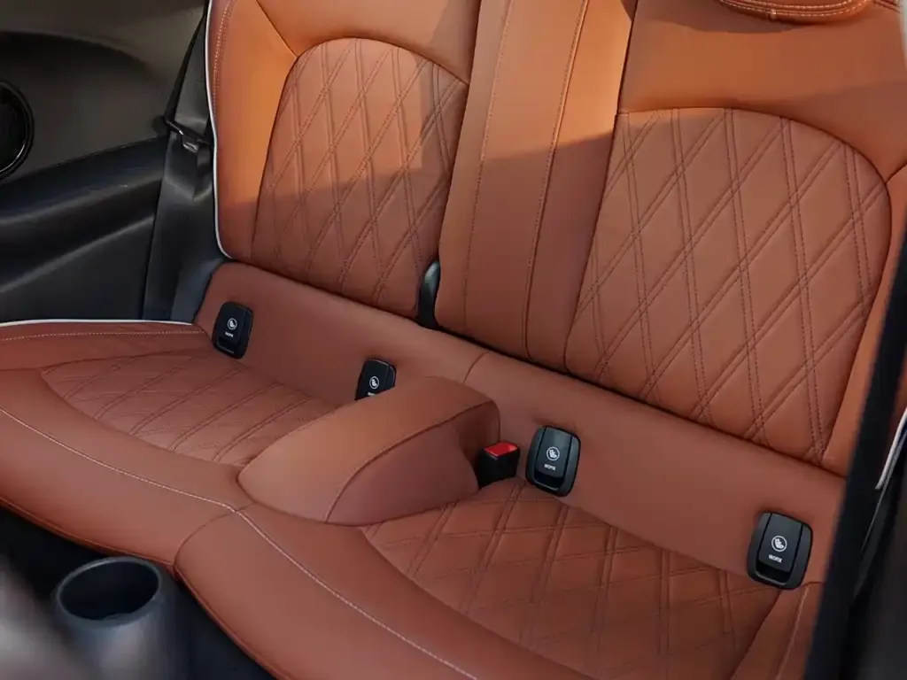 MINI Cooper (3-door) 2023 из CN, фото 3