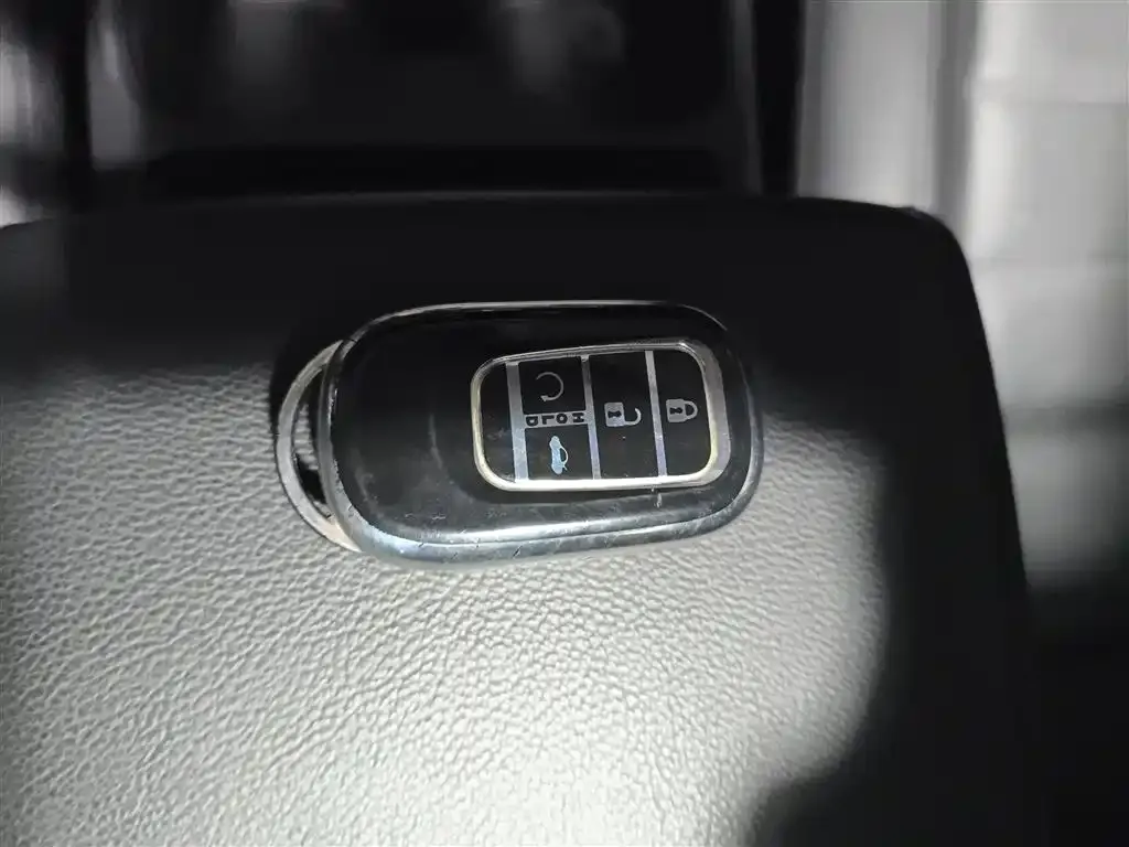 Honda CR-V 2023 из CN, фото 2