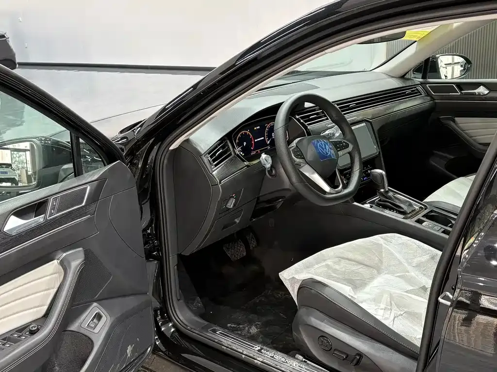 Volkswagen Magotan 2025 из CN, фото 3