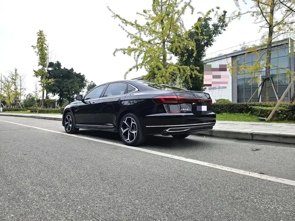 Volkswagen Passat 2023 из CN, фото 9