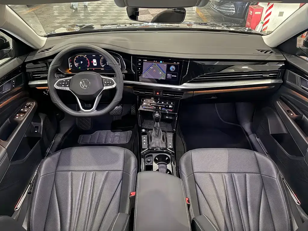 Volkswagen Passat 2024 из CN, фото 7