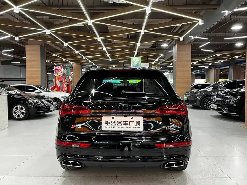 Audi Q5L 2021 из CN, фото 5