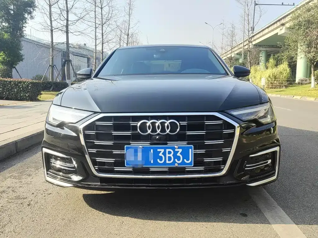 Audi A6L 2024 из CN, фото 6