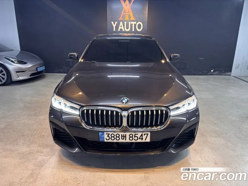 BMW 5-Series 2023 из KR, фото 2