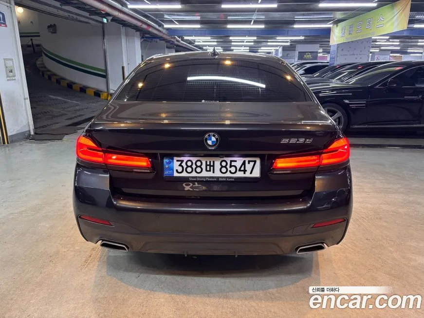 BMW 5-Series 2023 из KR, фото 9