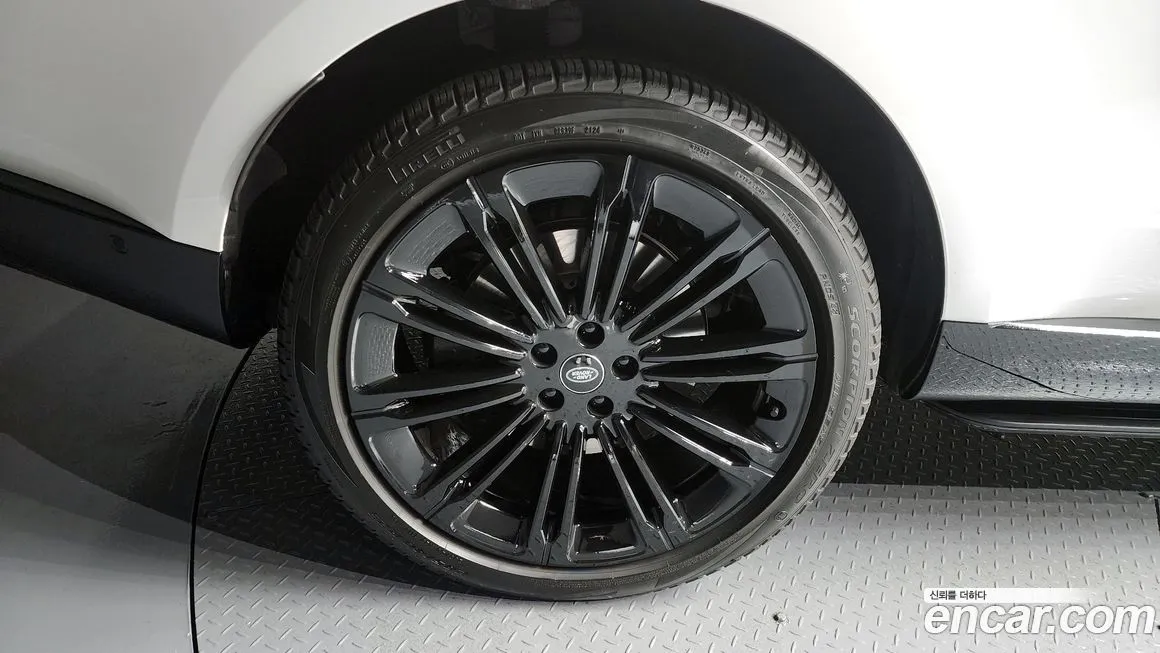 Land Rover Range Rover 2024 из KR, фото 8