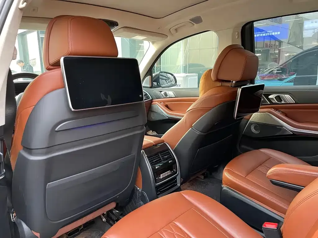 BMW X7 2021 из CN, фото 2