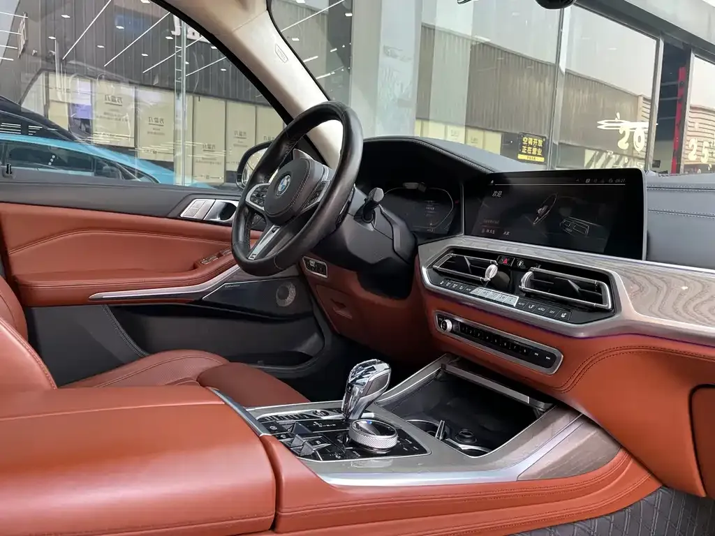 BMW X7 2021 из CN, фото 3