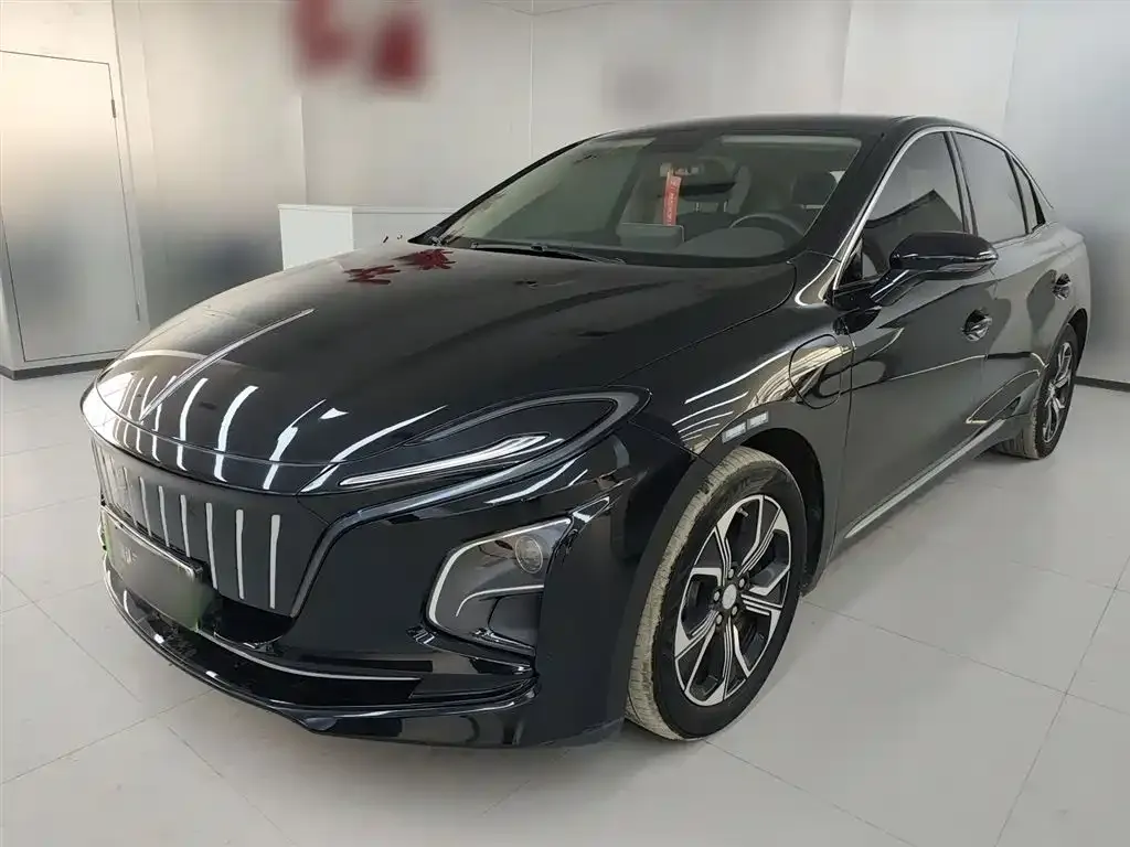 Hongqi E-QM5 2023 из CN, фото 1