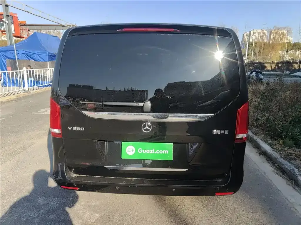 Mercedes-Benz V-Class 2024 из CN, фото 6