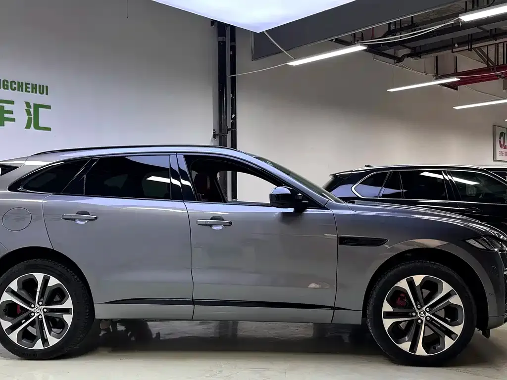 Jaguar F-PACE 2023 из CN, фото 9