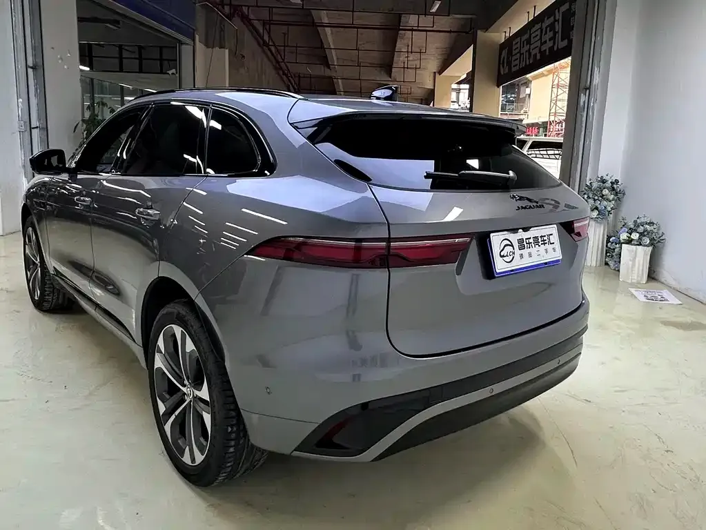 Jaguar F-PACE 2023 из CN, фото 7