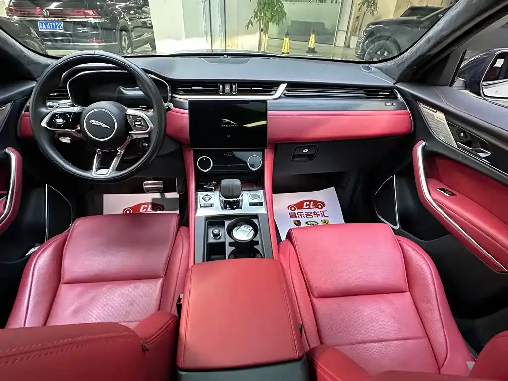 Jaguar F-PACE 2023 из CN, фото 3