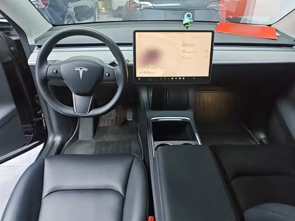 Tesla Model Y 2024 из CN, фото 5