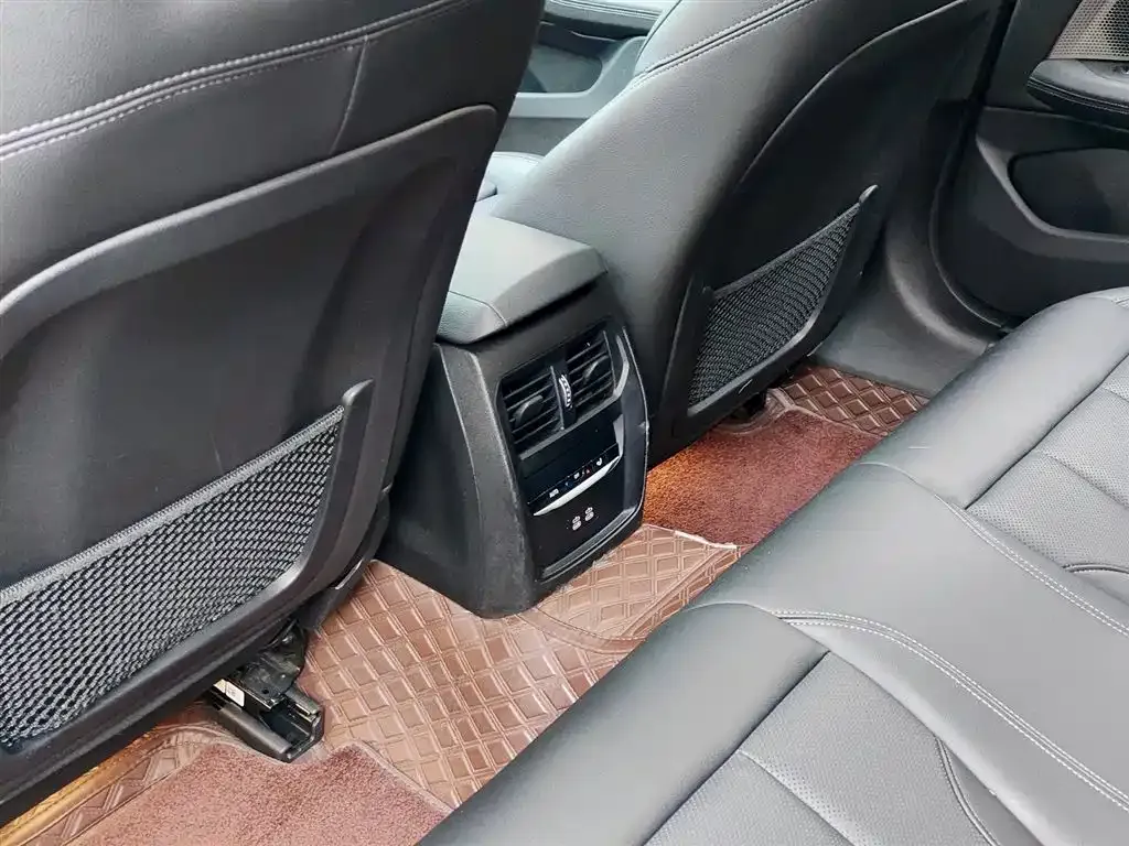 BMW 4 Series 2021 из CN, фото 7