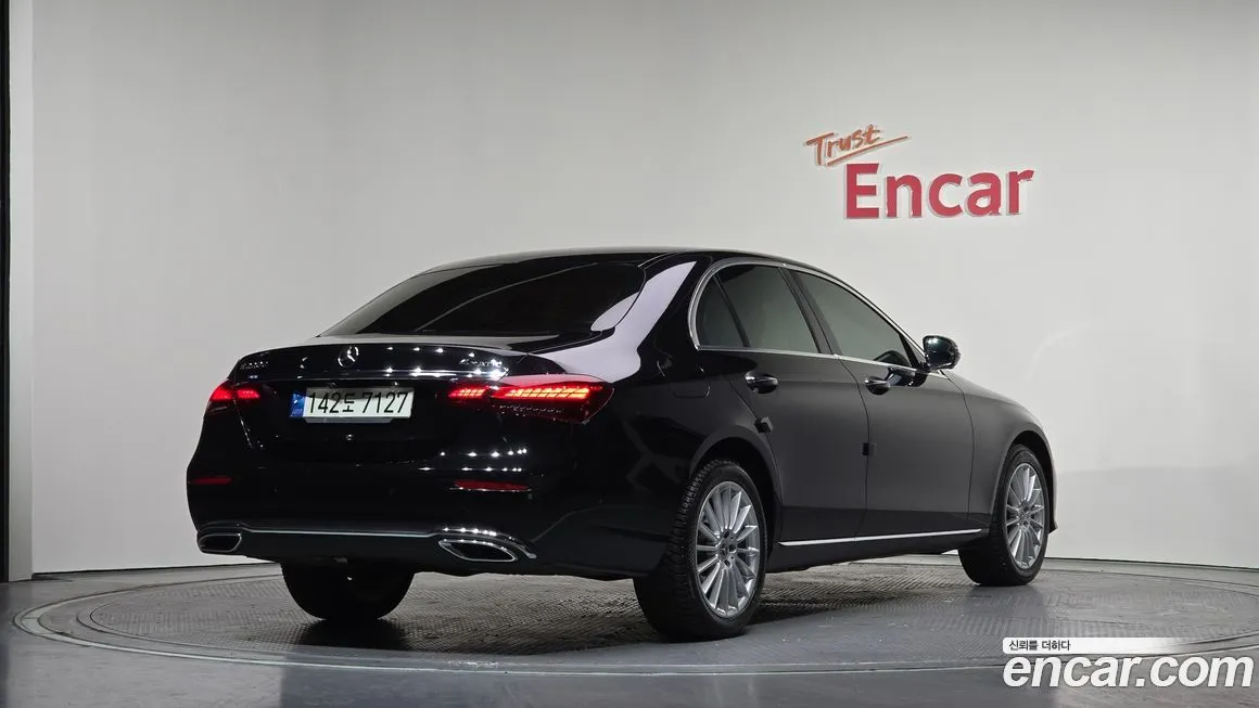 Mercedes-Benz E-Class 2021 из KR, фото 2