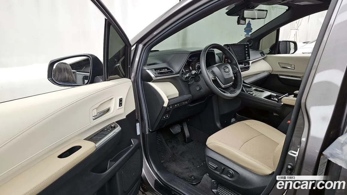 Toyota Sienna 2024 из KR, фото 10