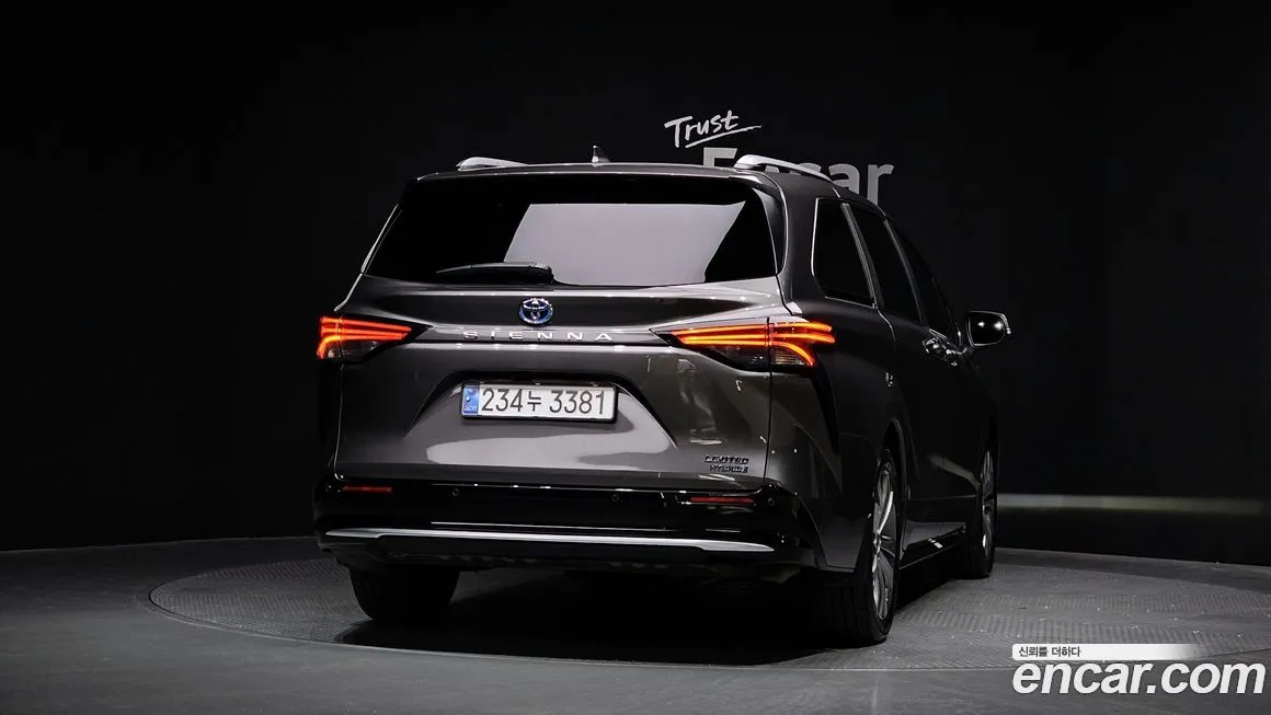 Toyota Sienna 2024 из KR, фото 4
